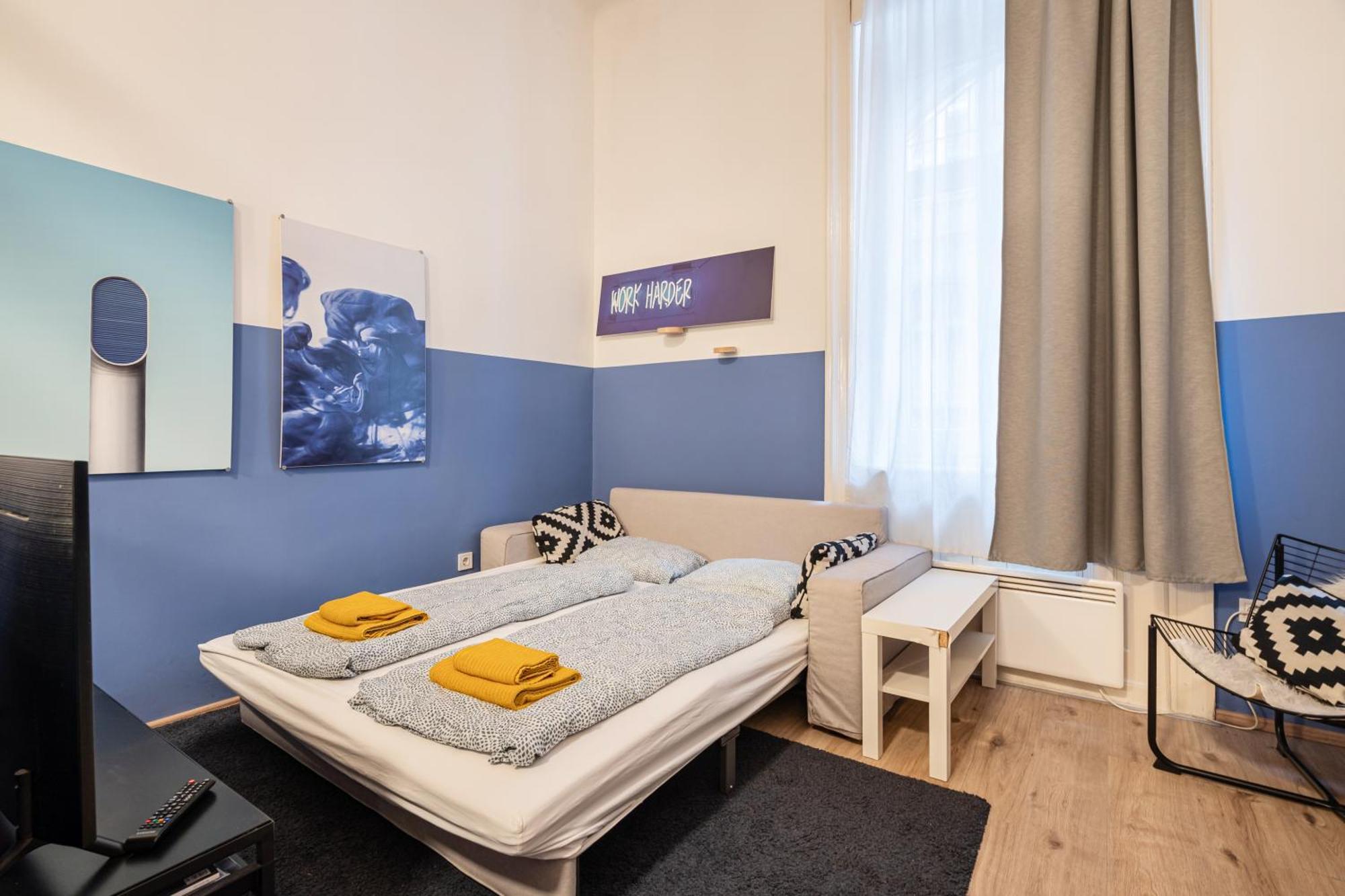 Cosy Studio In Central Party District W41 Blue 布达佩斯 外观 照片