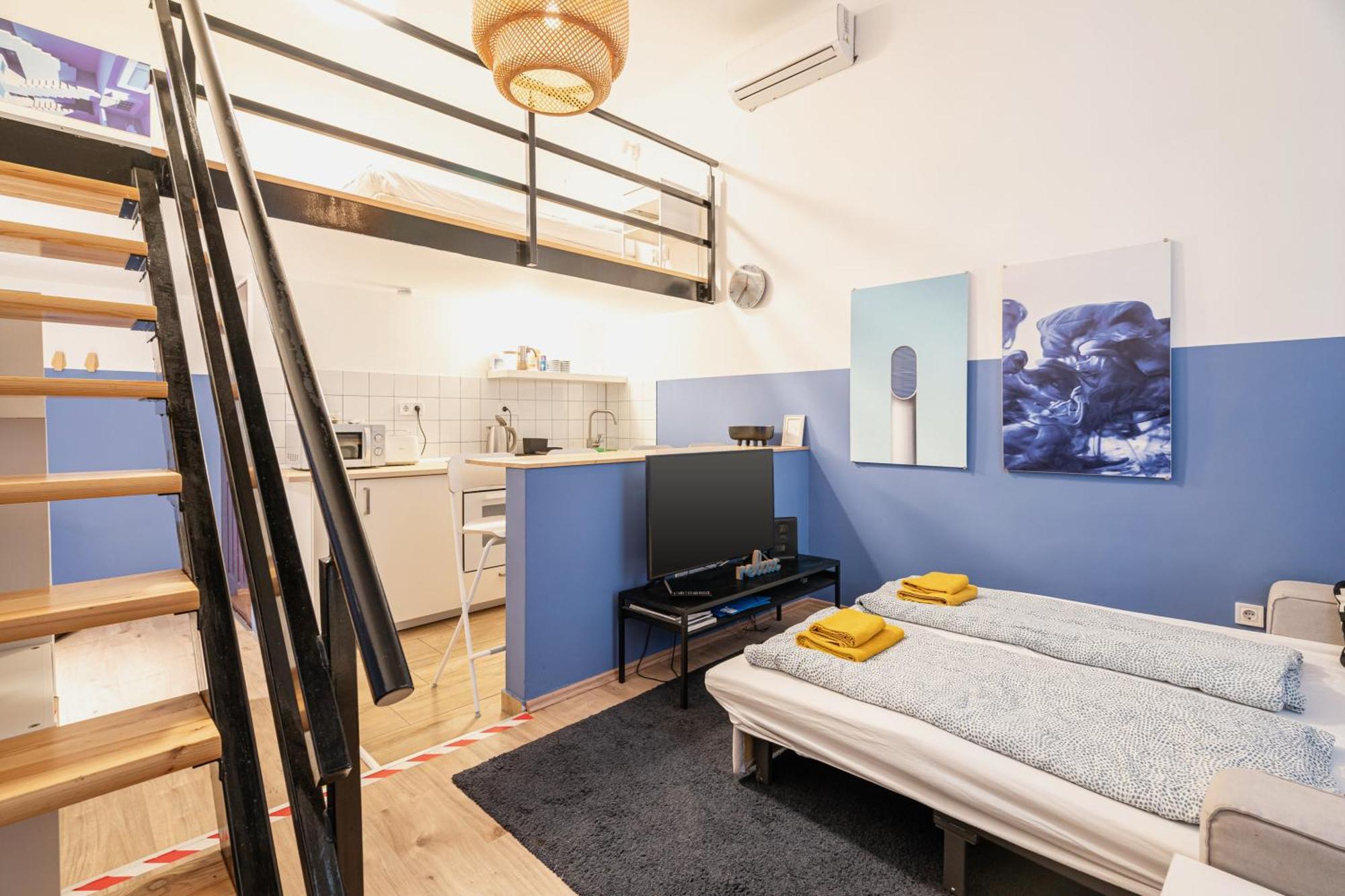 Cosy Studio In Central Party District W41 Blue 布达佩斯 外观 照片